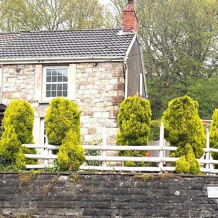 2-Bed Cottage In In Welsh Valley Nr Swansea Zewnętrze zdjęcie