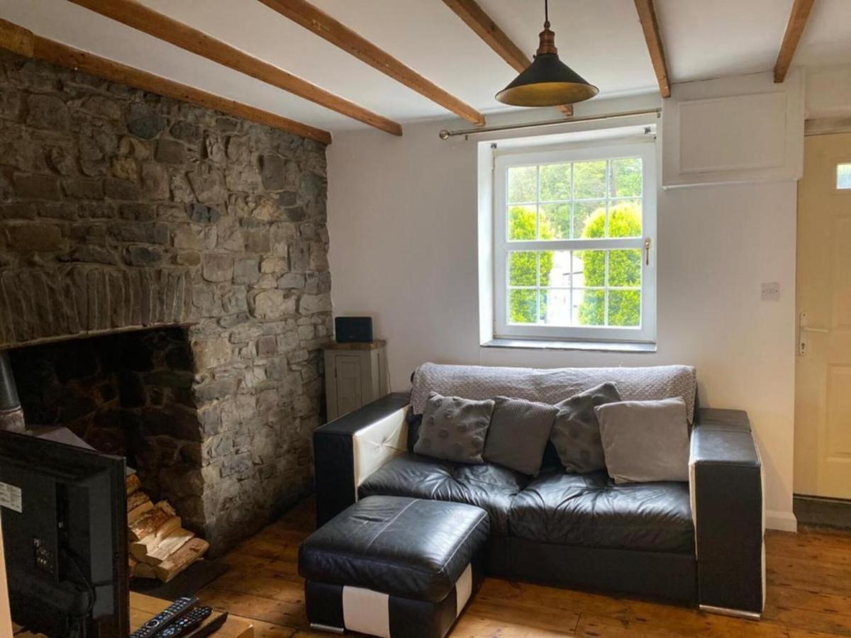 2-Bed Cottage In In Welsh Valley Nr Swansea Zewnętrze zdjęcie